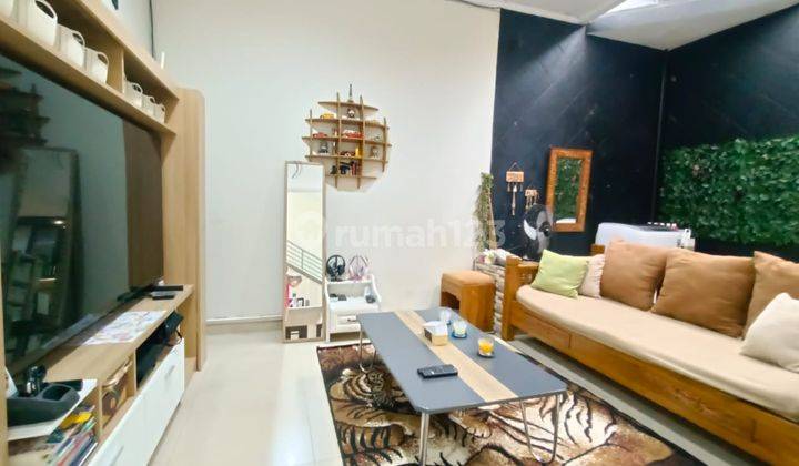 Rumah Cantik Minimalis 3 Lantai Siap Huni Full Furnished Mediterania Regency Cikunir 2