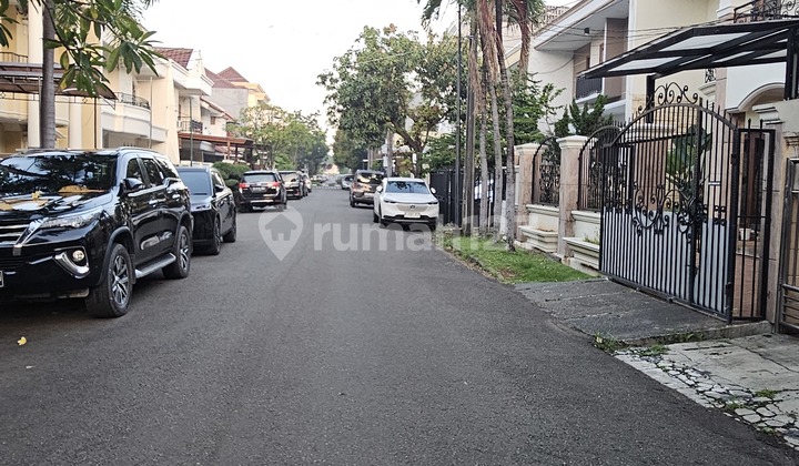 For Sale Fast Standard House Land Count in Gading Kirana, North Jakarta