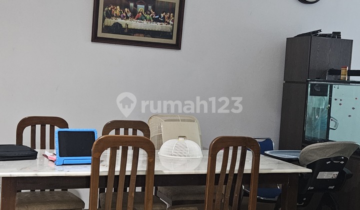 Dijual Rumah Renovasi di Summarecon Kelapa Gading Jakarta Utara