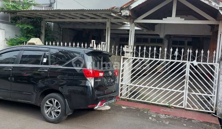 Dijual Rumah Tua Hitung Tanah Di Kelapa Nias, Kelapa Gading Jakarta Utara