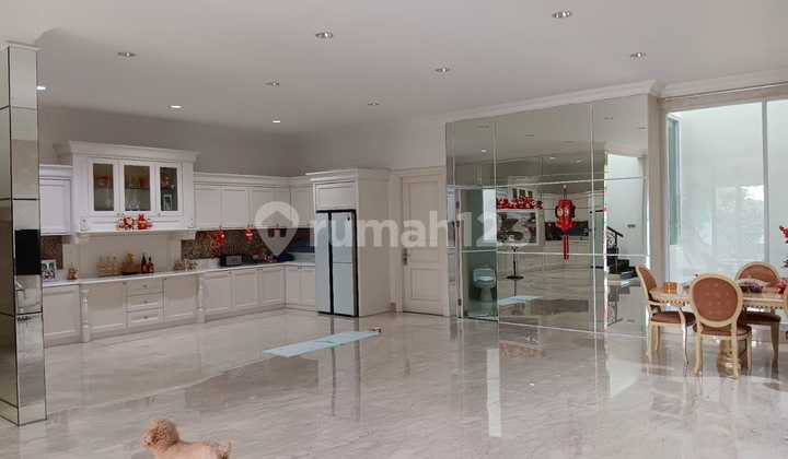 Dijual Rumah 3 Lantai di Gading Kirana Kelapa Gading 2