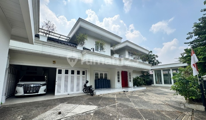 Dijual Rumah Mewah Semi Furnished di Cilandak Dekat Citos