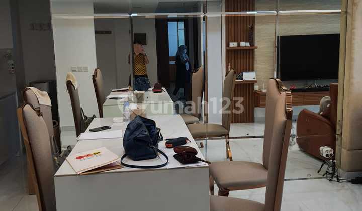 Jual Rugi Apartemen The Kensington Kelapa Gading 2