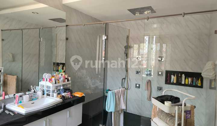 Dijual Rumah 3 Lantai di Pantai Sanur Ancol Timur 2