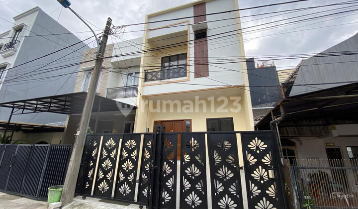 Brand New Janur Kuning House, Good, Flood-Free Brand New Janur Kuning House, Good, Flood-Free