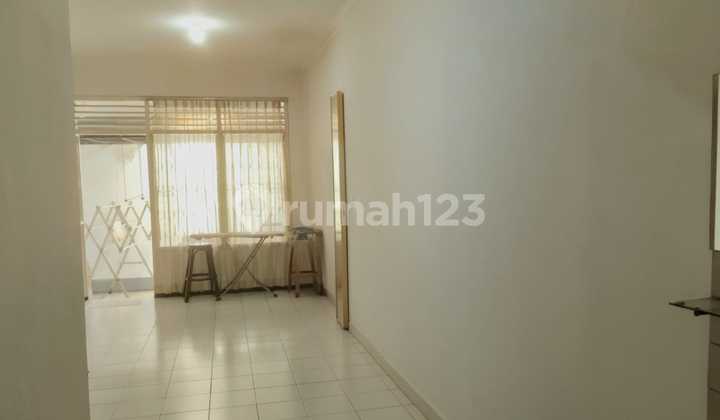 Dijual Rumah 2 Lantai Ukuran 6X20 di Kelapa Puan Timur