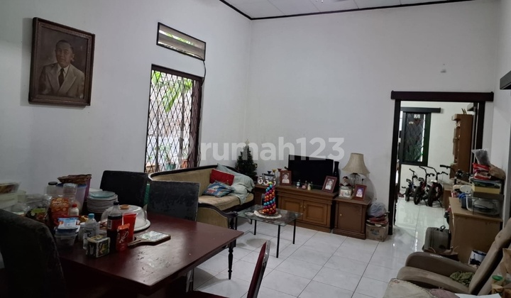Rumah Tua Dijual Cepat Menteng, Jakarta Pusat Rumah Tua Dijual Cepat Menteng, Jakarta Pusat