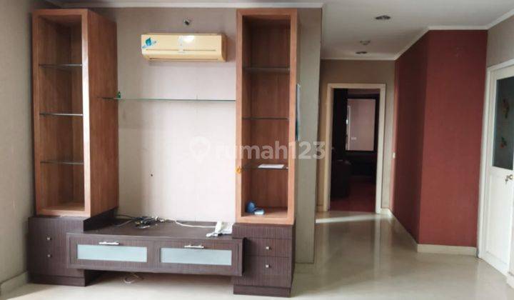 Apartemen Paladian Tower A Furnished Renovasi Siap Huni 2