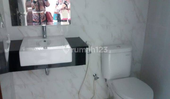 kamar mandi dijual apartemen sherwood murah kelapa