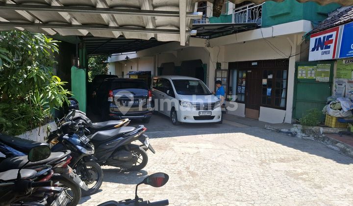 For Sale Large House on Main Road in Bogor City & Already Generating 30 Million IDR/Month. Many Businesses. Nice House at Jl. Mayjen Ishak Djuarsa No. 51, Gunungbatu, Bogor Barat, Kota Bogor, Jawa Barat, Indonesia, 16118, Bogor Barat SHM.