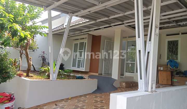 Dijual. Rumah Banyak Bonusnya, Di Bogor Raya Residence