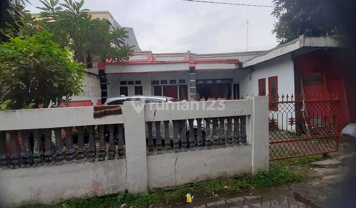 Dijual Rumah Ciledug, Halaman Lega 1