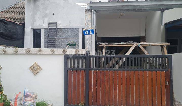 Dijual Rumah Siap Huni, di Jalan Johar Cimanggu 1