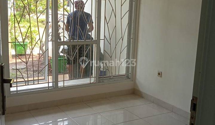 ruang tamu dijual. rumah banyak bonusnya, di