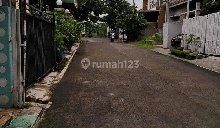 tampak depan dijual rumah di pandan valley,