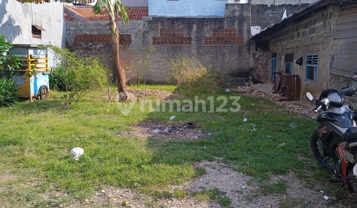 For Sale: Land Ready to Build with SHM in Ulujami, Pesanggrahan, South Jakarta - Price 5.5 Million/M²