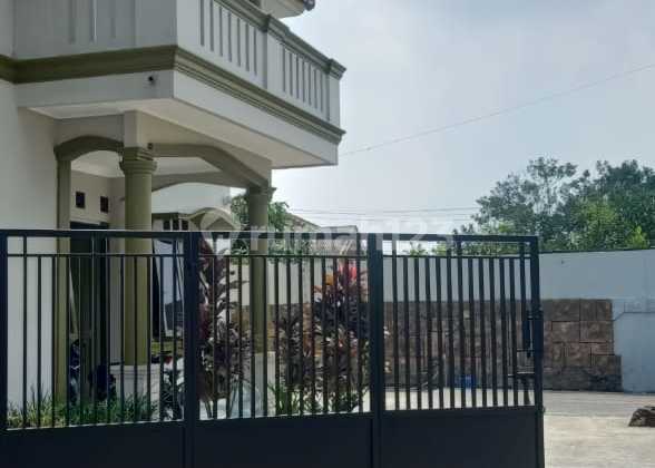 Dijual Rumah 2 Lantai, Halaman Luas Di Dramaga 2