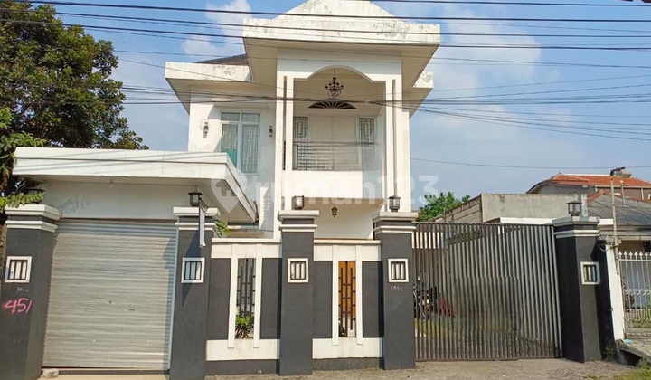 For Quick Sale: 2-Story House Fully Furnished in Ciapus, Bogor - Natural Atmosphere, Land Area 280 m² For Quick Sale: 2-Story House Fully Furnished in Ciapus, Bogor - Natural Atmosphere, Land Area 280 m²