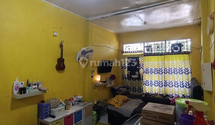ruang keluarga dijual rumah strategis, siap huni