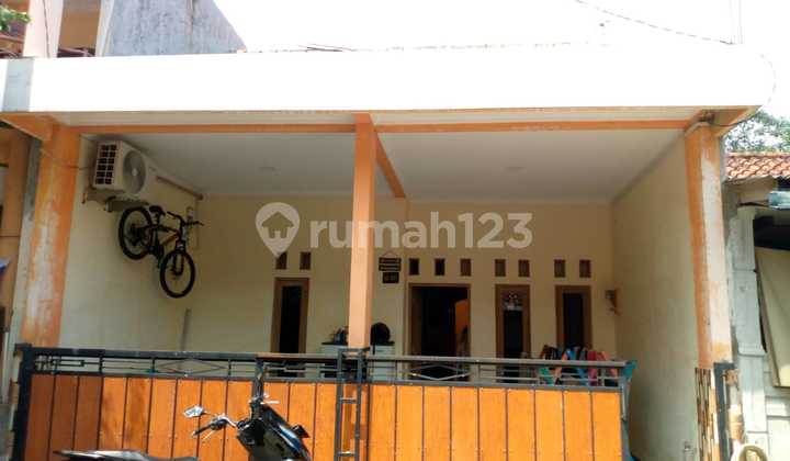 Jual Cepat Rumah Full Renovasi, Belakang Stadion Pakansari