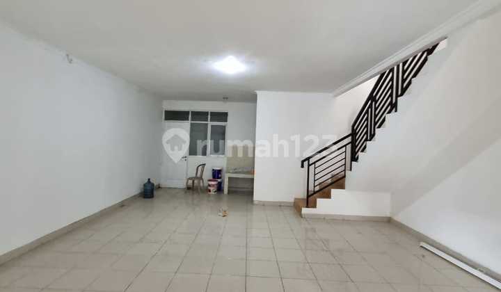 For Sale: Strategic Shop House in Front of Toll Gate, Bukit Cimanggu City Shopping Complex 2