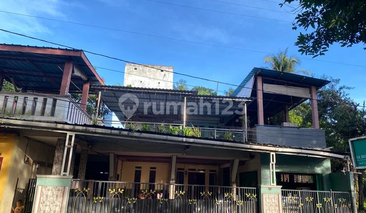 Rumah Mewah 3 Lantai, 6 Kamar Tidur, Suasana Damai di Cibungbulang