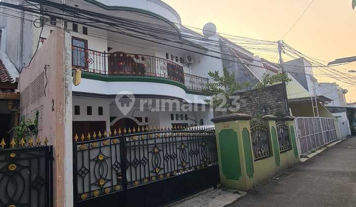 Rumah Nyaman & Luas - 5 Kamar, Balkon Besar, Dekat Tol & Stasiun Tanjung Barat 2