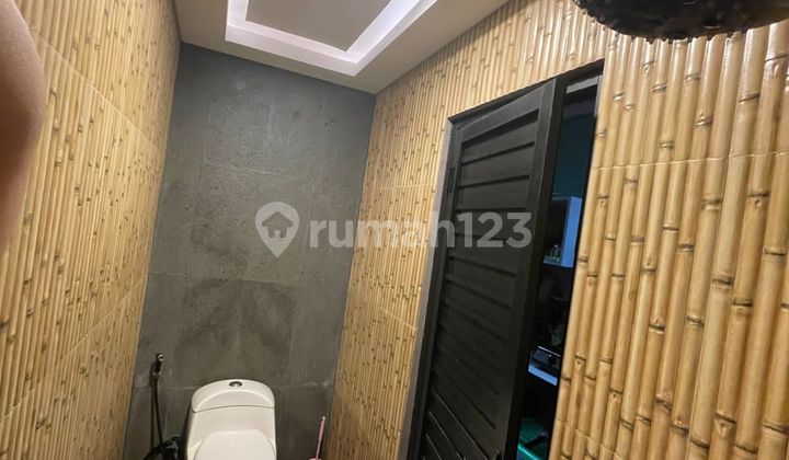 Rumah 3 lantai di dekat Sumarcon Bogor bonus Kitchen set 2