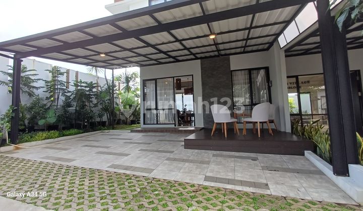 Rumah 2 Lantai Dengan Suasana Alam Dan Udara Yang Bersih Rumah 2 Lantai Dengan Suasana Alam Dan Udara Yang Bersih