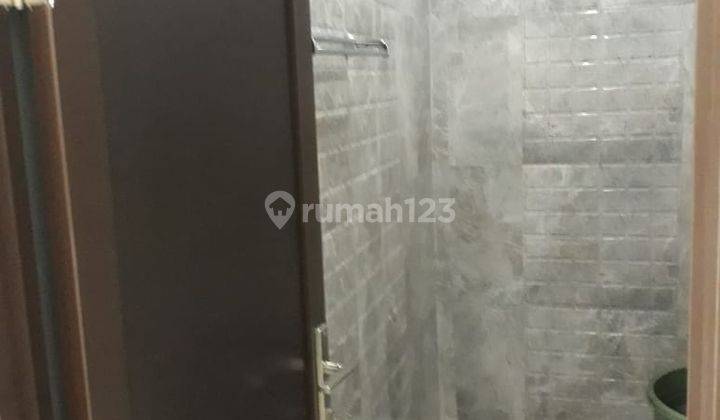 Rumah 2 lantai siap huni di ciluar asri 4