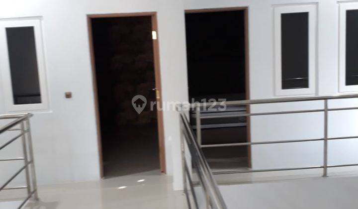 Rumah 2 lantai siap huni di ciluar asri 6