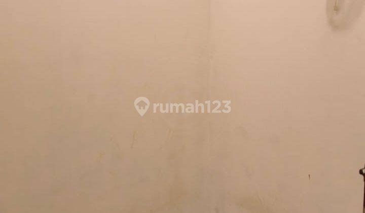 Rumah dengan 2 carport di vila bogor indah 2 3