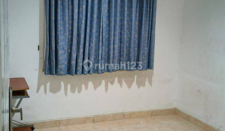 Rumah dengan 2 carport di vila bogor indah 2 2
