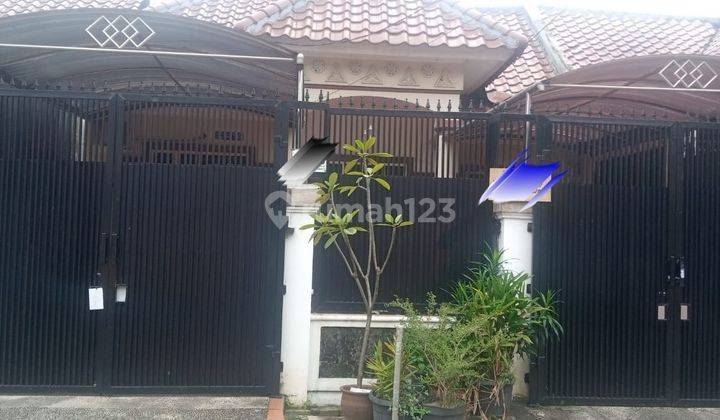 Rumah dengan 2 carport di vila bogor indah 2 6
