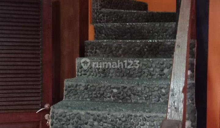 Rumah  hook 2  lantai  asri siap huni di bukit cimanggu city 5