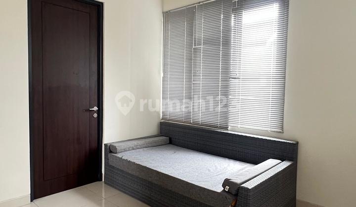 Dijual Rumah Modern 2 Lantai Lokasi Strategis di Cluster Nashville Kota Wisata 2