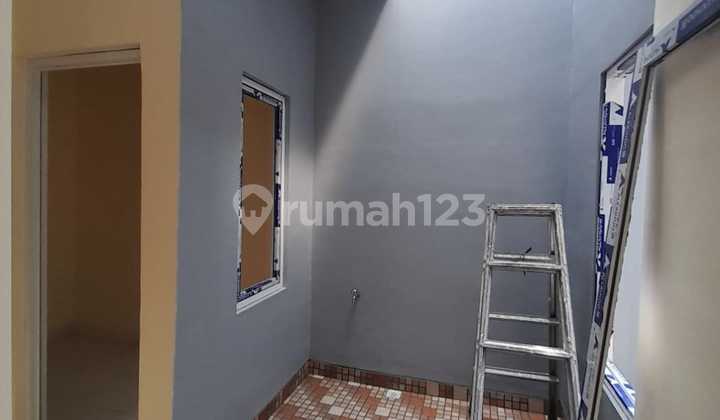 Dijual Rumah Minimalis Rapih dekat Stasiun Rawa Buntu BSD, Tangerang 2