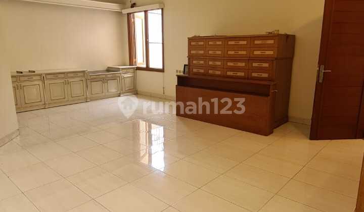 Dijual Rumah Mewah Siap Huni Pulomas 2 Lantai  2