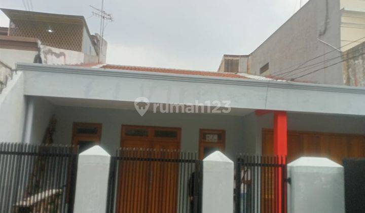 Jual Cepat Rumah Siap Huni di Jl Kebon Baru Tebet Jakarta Selatan 2