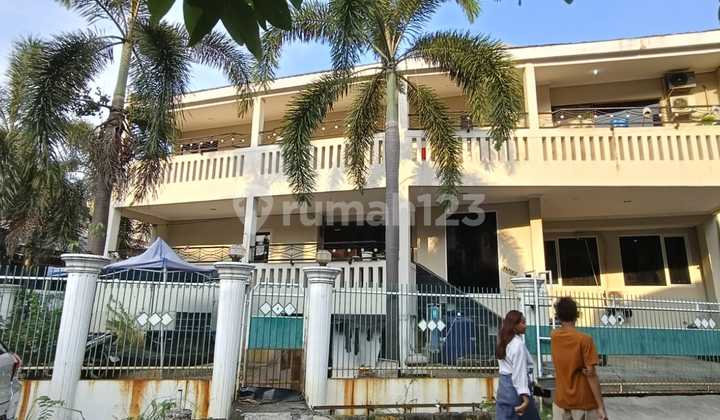 Rumah Bagus Siap Huni 3 Lantai di Vikamas Timur Kapuk Jakarta Barat