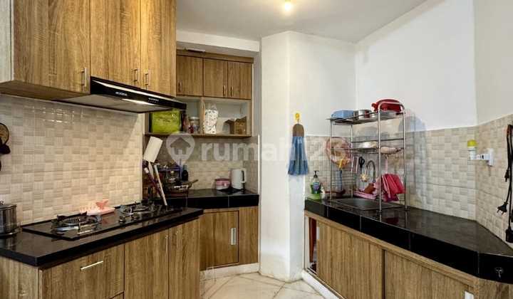 Dijual Apartemen Mediterania Gajah Mada 3 BR Furnished, Jakarta Barat 2