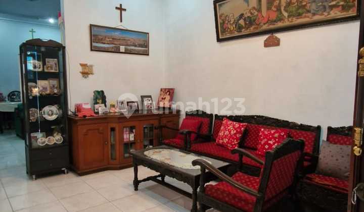 Dijual Rumah 2  Lantai di Taman Harapan Indah Jalembar, Jakarta Barat 2