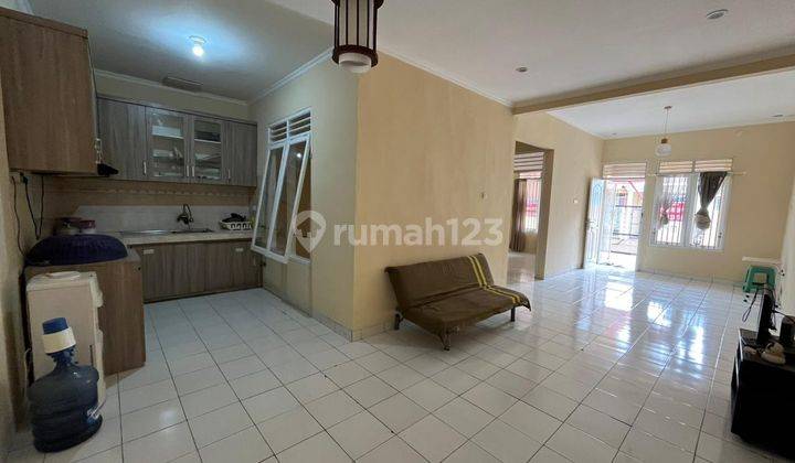 Jual Cepat Rumah Bagus di Taman Royal Cipondoh Cluster Palem 2