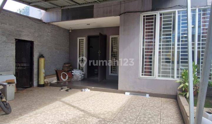 Dijual Cepat Pinggir Jalan Dekat Lotte Mart Taman Surya Jakarta Barat  2