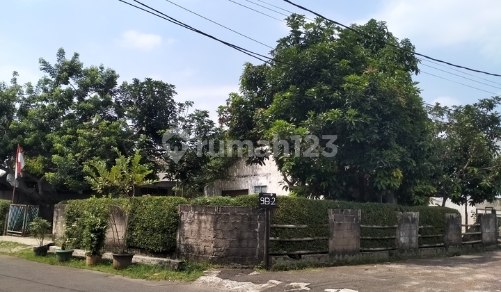 tampak depan rumah murah lokasi strategis di