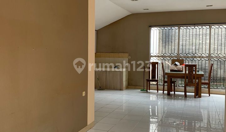 Rumah Apik Siap Huni Lokasi Strategis di Pamulang Permai I 2