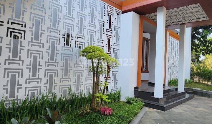 Dijual Rumah Baru Modern Tropis Furnished di Taman Giri Loka BSD 2