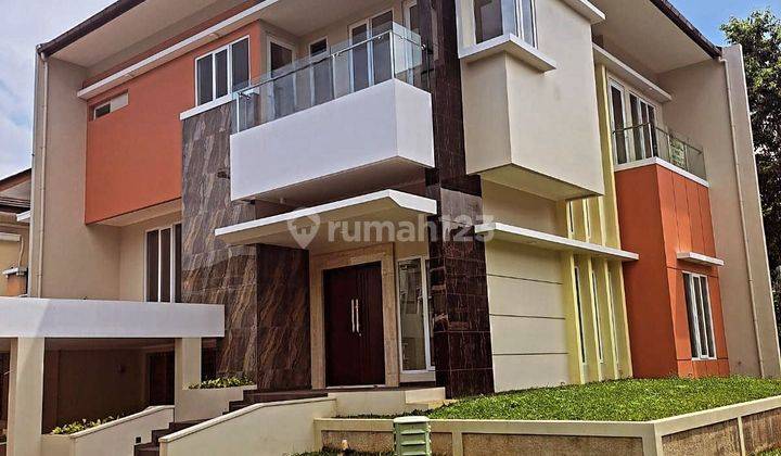 Dijual Rumah Cantik Siap Huni di Kawasan Elite The Green BSD City 1