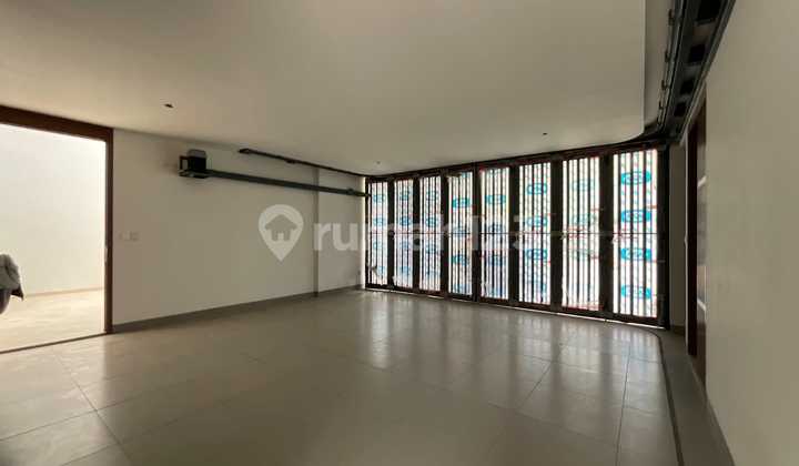 Dijual Cepat Rumah Mewah Cantik Siap Huni Lyndon Navapark Dijual Cepat Rumah Mewah Cantik Siap Huni Lyndon Navapark