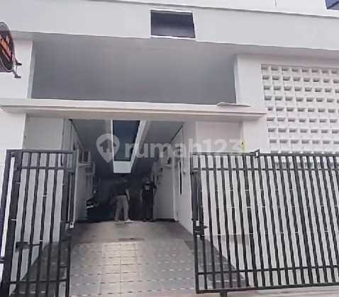 Kos aktif putri kondisi bangunan baru dijual murah di unnes